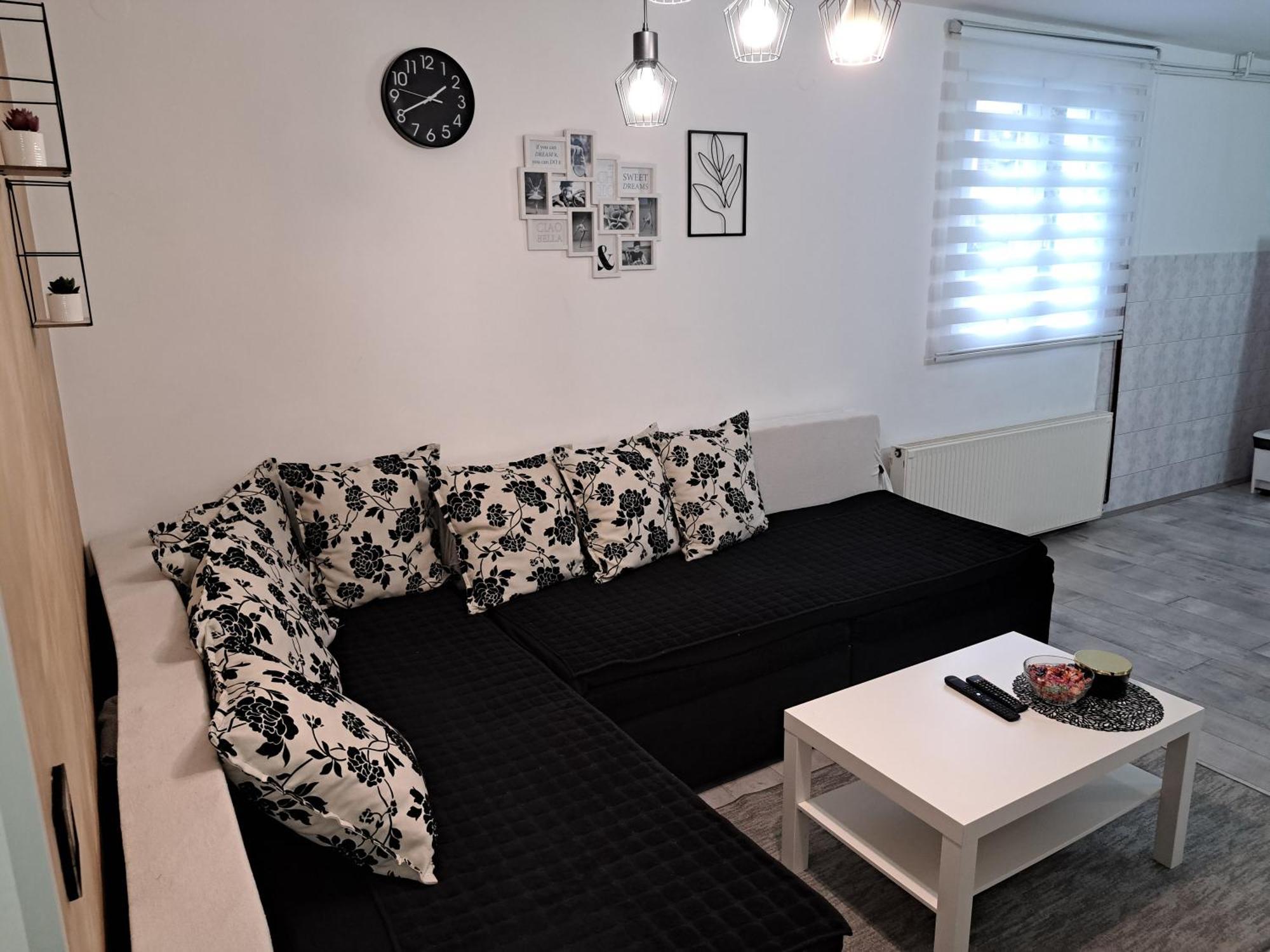Stefan Apartman Нови-Сад Экстерьер фото